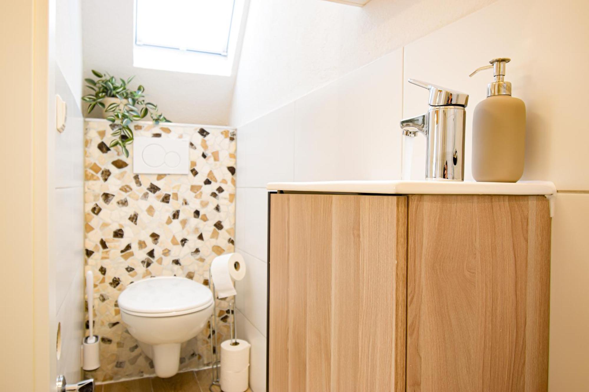 Boho-Apartment - Feel Like Home, Tiny Bathroom & Garage, 60M2 Mühlacker Exterior foto